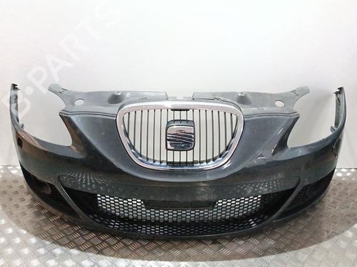 Used Front bumper SEAT LEON (1P1) [2005-2013]  31854894