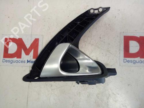 Used Front left interior door handle NISSAN PRIMERA Hatchback (P12) [2002-2025]  30370783