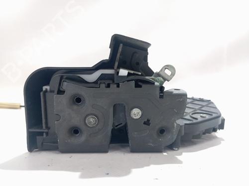 Cerradura puerta delantera derecha Cerradura puerta delantera derecha VOLVO XC60 I SUV (156) D3 / D4 (163 hp) 37270295 37270295