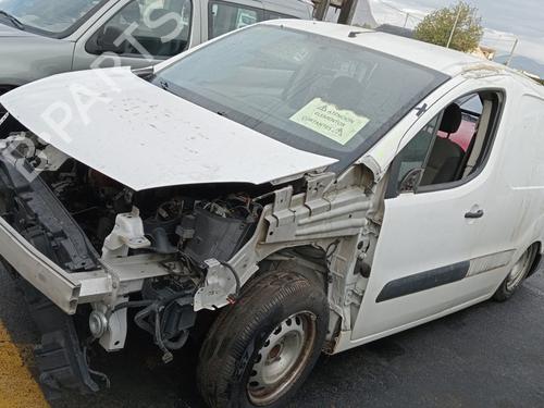 Left front seat CITROËN BERLINGO (ER_, EC_) | BP13121427C15