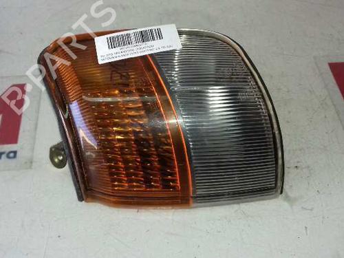 Clignoteur links MITSUBISHI PAJERO II (V3_W, V2_W, V4_W, V5_W) 2.5 TD 4WD (V24W) (99 hp) 30370438