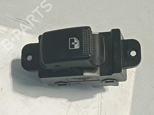 Used Right front window switch HYUNDAI i10 I (PA) 1.1 (67 hp) 32520422