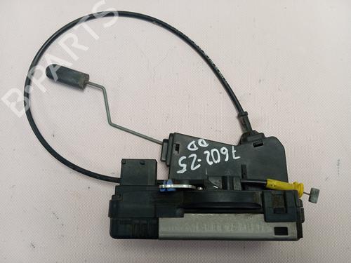 Used Front right lock NISSAN PRIMASTAR Bus (X83) [2001-2025]  31052320