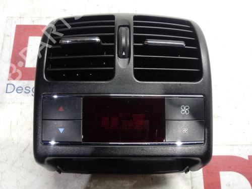 Climate control MERCEDES-BENZ C-CLASS (W204) C 320 CDI (204.022) 2048308085 |