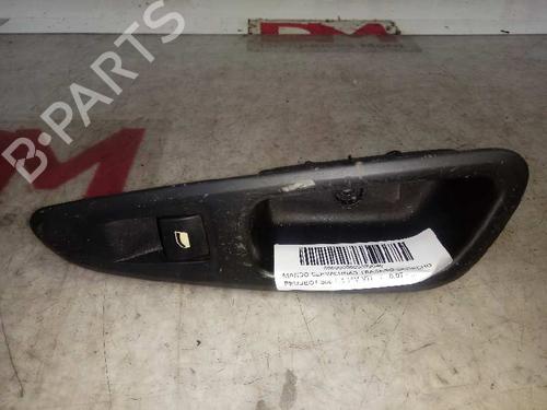 Interrupteur de vitre arrière droite PEUGEOT 308 SW I (4E_, 4H_) 1.4 16V (95 hp) 16677503
