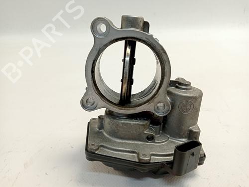 Used Throttle body BMW 1 (F20) 116 d (116 hp) 24139712