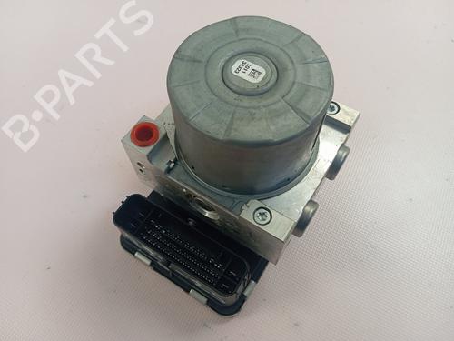 Used ABS pump RENAULT TRAFIC III Van (FG_) [2014-2025]  27382081