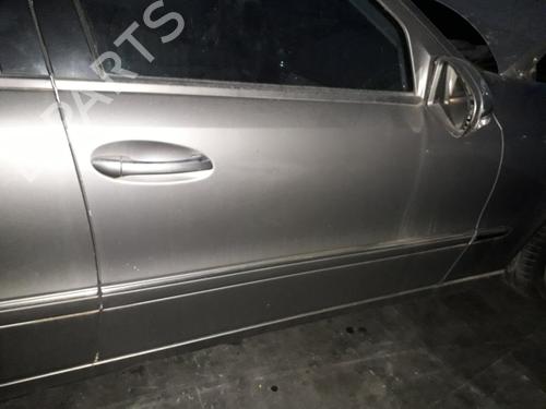 Used Right front door MERCEDES-BENZ E-CLASS T-Model (S211) E 270 T CDI (211.216) (177 hp) 30372601