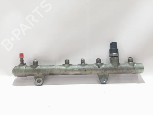 Used Injection rail Injection rail NISSAN PRIMASTAR Van (X83) [2002-2026] 35803082 35803082