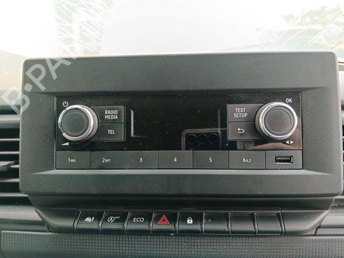 Auto-radio Auto-radio 36990475 36990475
