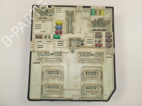 Used Fuse box Fuse box 38325431 38325431