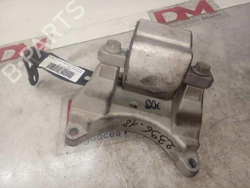 Used Engine mount MERCEDES-BENZ C-CLASS (W204) [2007-2015]  12654650