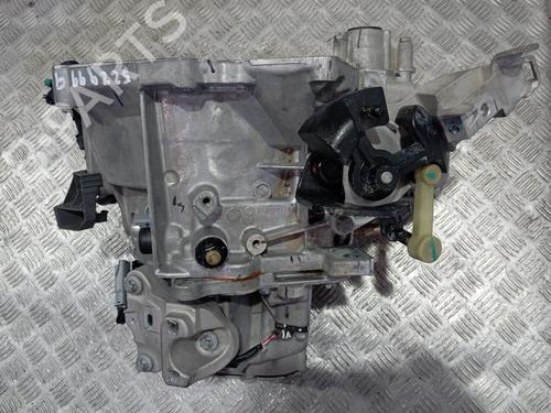 Gearbox CITROËN C4 III (BA_, BB_, BC_) 1.2 PureTech 130 (BAHNSA, BAHNSB) | BP40600411M3 - Image 2