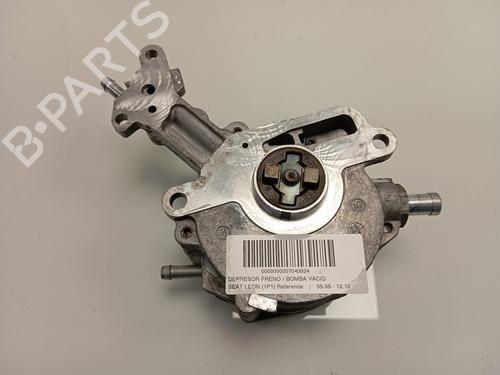 Used Vacuum pump SEAT LEON (1P1) [2005-2013]  22702238
