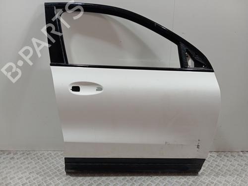 Used Right front door Right front door 38069368 38069368