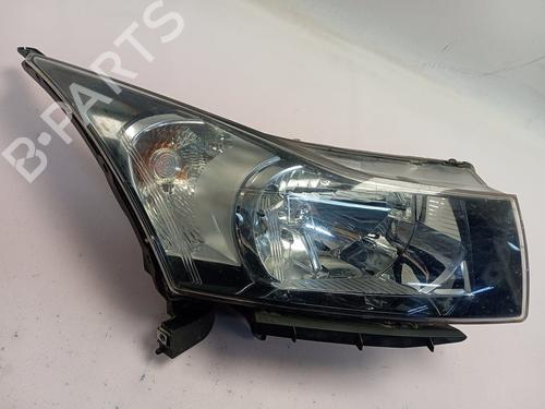 Faro derecho CHEVROLET CRUZE (J300) [2009-2026]  31665440