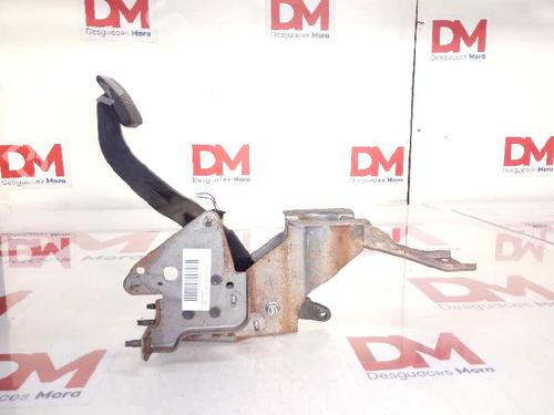 bremsepedal NISSAN CABSTAR (F24M, F24W) 28.11 DCI, 32.11 DCI, 35.11 DCI 2.5 (F24M) (110 hp) 16944296
