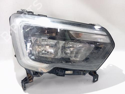 Used Right headlight RENAULT MASTER III Bus (JV) [2011-2025]  29353887