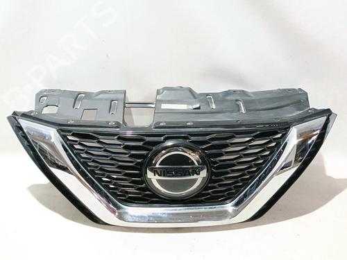 Used Grille NISSAN QASHQAI II (J11, J11_) [2013-2026]  31886663