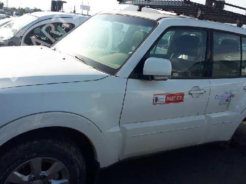 Headlight switch MITSUBISHI PAJERO IV (V8_W, V9_W) 3.2 DI-D 4WD (V98W, V88W) | BP12840231I24 