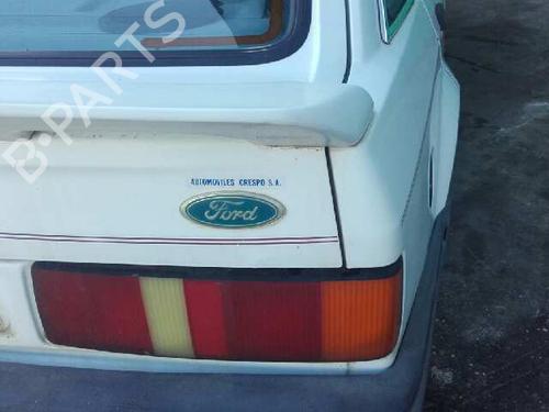 Used Right taillight FORD ESCORT IV (GAF, AWF, ABFT) 1.6 (88 hp) 17836290
