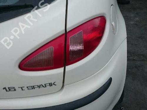 Højre baklys, luke ALFA ROMEO 147 (937_) 1.6 16V T.SPARK ECO (937.AXA1A, 937.BXA1A) (105 hp) 14129760