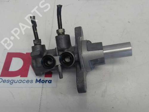 Used Brake master cylinder TOYOTA COROLLA Saloon (_E15_) [2006-2018]  12934835