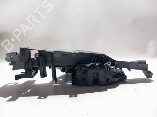 front-right-lock-ford-kuga-i-2008-2009-2010-2011-2012-37152430 main image