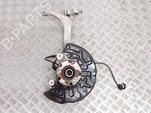 Used Right front steering knuckle AUDI A4 B6 (8E2) 2.0 (130 hp) 30372584