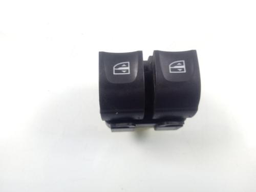 Used Left front window switch RENAULT CLIO IV (BH_) [2012-2021]  18029799