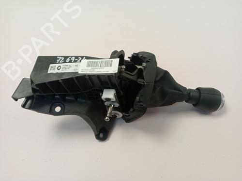 Used Gear lever RENAULT TRAFIC III Van (FG_) [2014-2025]  27262427