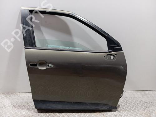 Used Right front door TOYOTA YARIS CROSS (MXP_) [2020-2025]  30601130