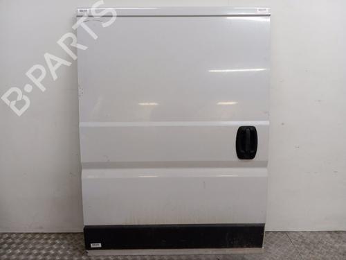 Używane Drzwi boczne / przesuwne prawe PEUGEOT BOXER Bus 2.2 BlueHDi 120 (120 hp) 31645506