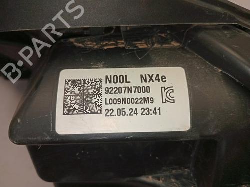 Left headlight HYUNDAI TUCSON (NX4E, NX4A) | BP29724081C28