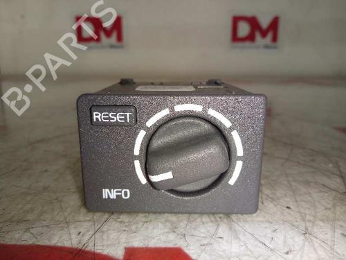 Used Headlight switch VOLVO S40 I (644) [1995-2004]  17833451