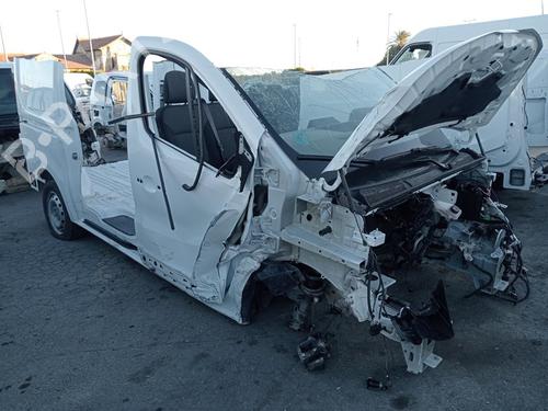 Used Parts RENAULT TRAFIC III Van (FG_)    4642644