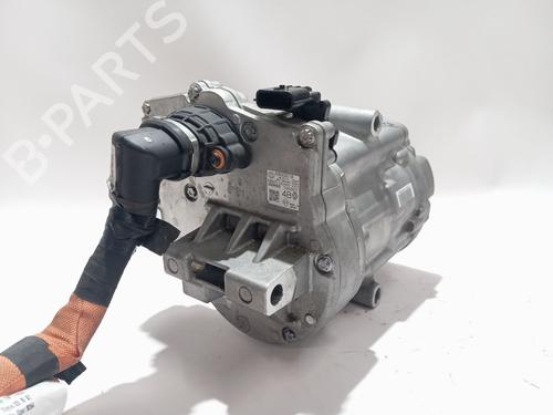 Used AC compressor RENAULT CLIO V (B7_) 1.6 E-TECH 145 (B7MU) (143 hp) 32711632