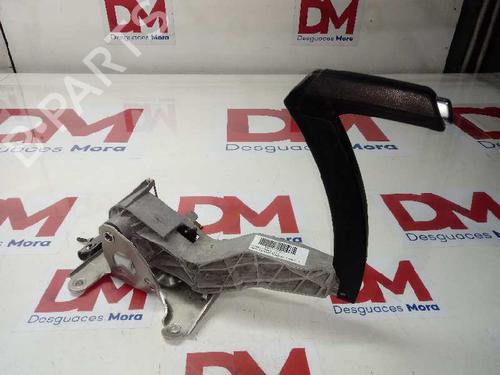 Used Hand brake RENAULT MEGANE IV Hatchback (B9A/M/N_) 1.5 dCi 110 (B9A3) (110 hp) 16907467