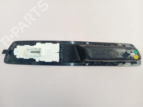 Left front window switch PEUGEOT TRAVELLER Bus (V_) 1.6 BlueHDi 115 | BP36023114I27 - Image 4