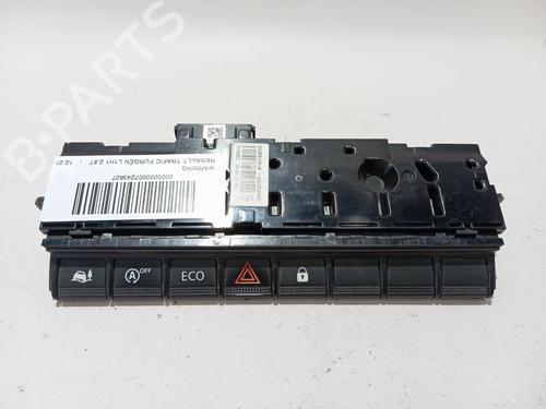 Used Warning switch RENAULT TRAFIC III Van (FG_) [2014-2025]  27262458