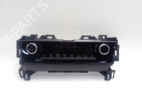 Used Climate control TOYOTA YARIS CROSS (MXP_) [2020-2025]  19020154