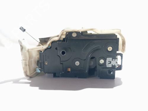 front-right-lock-vw-golf-v-1k1-2003-2004-2005-2006-2007-2008-2009-2010-36665241 main image