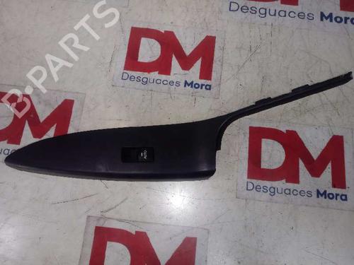 Used Right front window switch HYUNDAI ix20 (JC) 1.4 (90 hp) 30372147