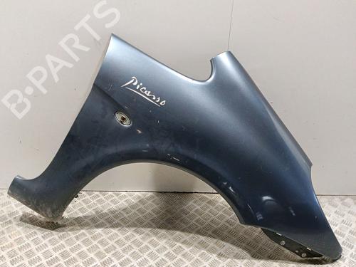Used Right front fenders Right front fenders 33455446 33455446