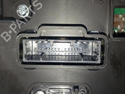 Used Instrument cluster TOYOTA COROLLA Estate (_E21_) [2019-2026]  32092081