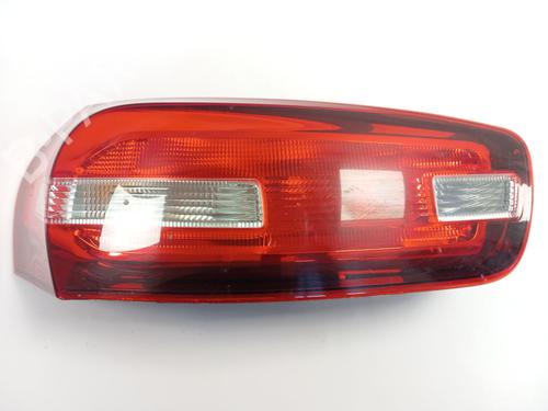 left-taillight-citroen-c4-picasso-ii-2013-35794010 main image