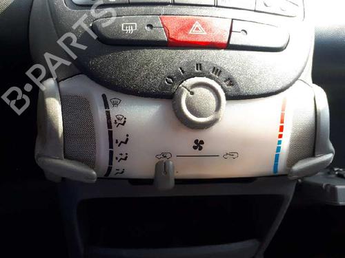 Used Climate control PEUGEOT 107 (PM_, PN_) 1.0 (68 hp) 12655945