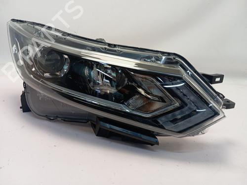 Right headlight NISSAN QASHQAI II (J11, J11_) | BP32141893C29