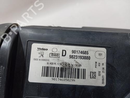 Right headlight PEUGEOT 208 I (CA_, CC_) 1.6 HDi | BP29002622C29 