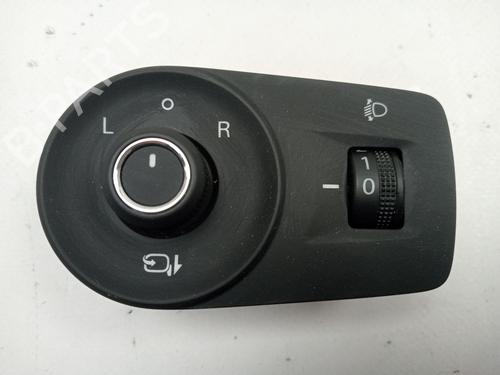 Used Mirror switch Mirror switch MG MG ZS SUV (AZS1) [2017-2026] 40228900 40228900
